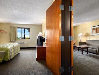 Baymont Inn And Suites Ohare/Elk Grove Village Habitación foto